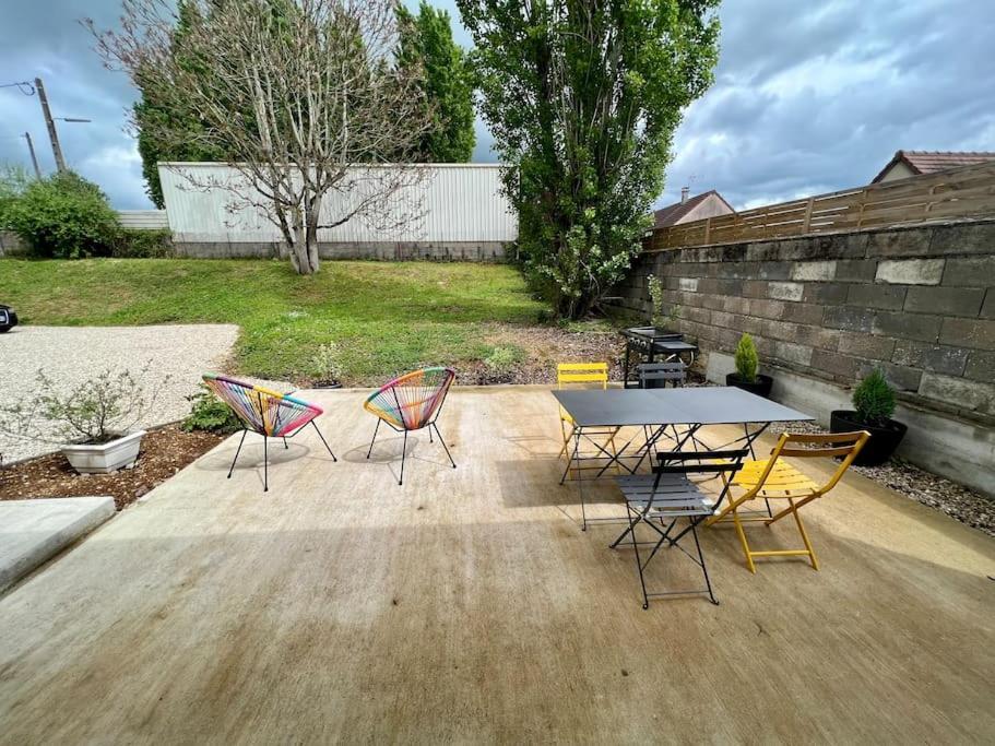 Logement De Plain-Pied Avec Jardin, Terrasse Gurgy المظهر الخارجي الصورة